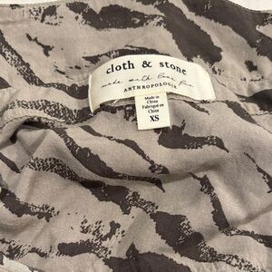 Cloth & Stone by Anthropologie Charcoal and Light Gray Top xs